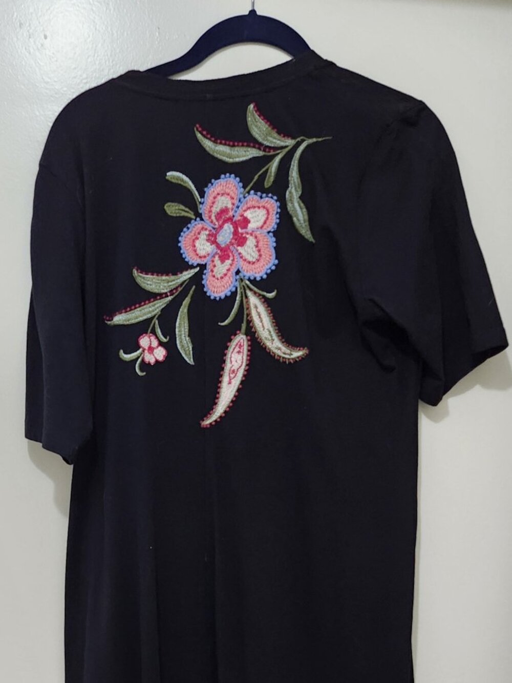 Johnny Was V neck SS Dress - EUC - Picture 2 of 2